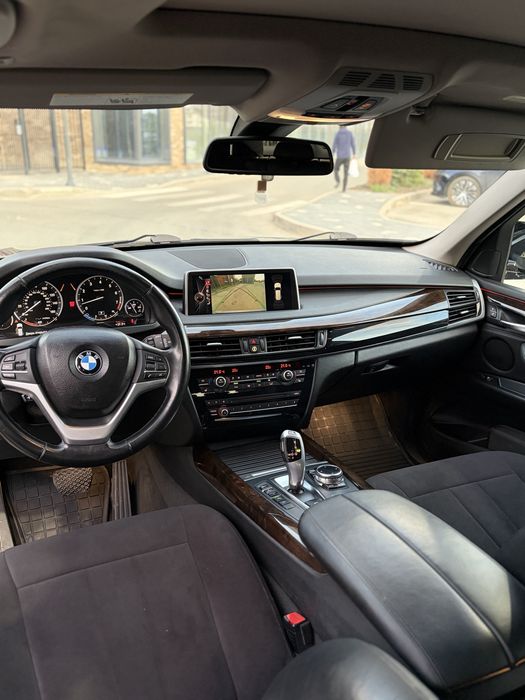 Продается автомобиль BMW X5 2014