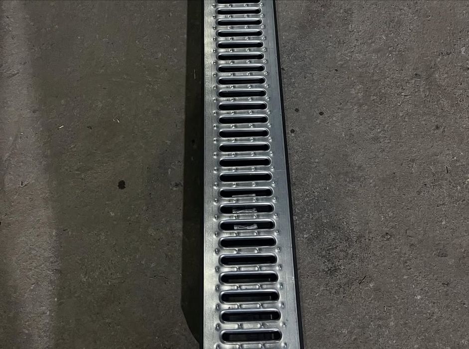 Лотки пластиковые водоотводные