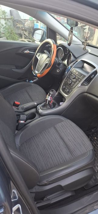 opel astra 2016 17000km