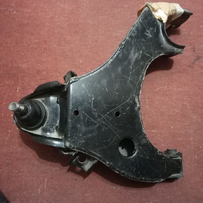 Рычаги от ниссан