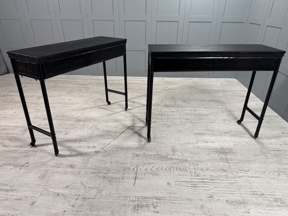 Конзолни маси в индустриален стил Р472