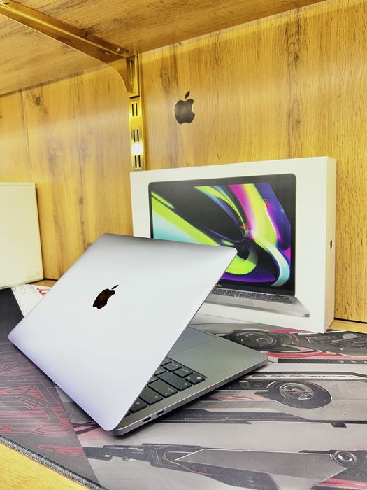 MacBook Pro M1 8/256 full box