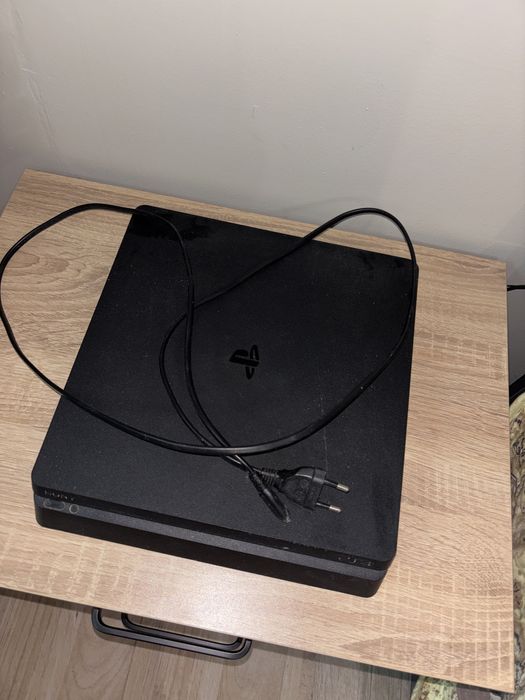 Playstation 4+кабел+скъпи игри