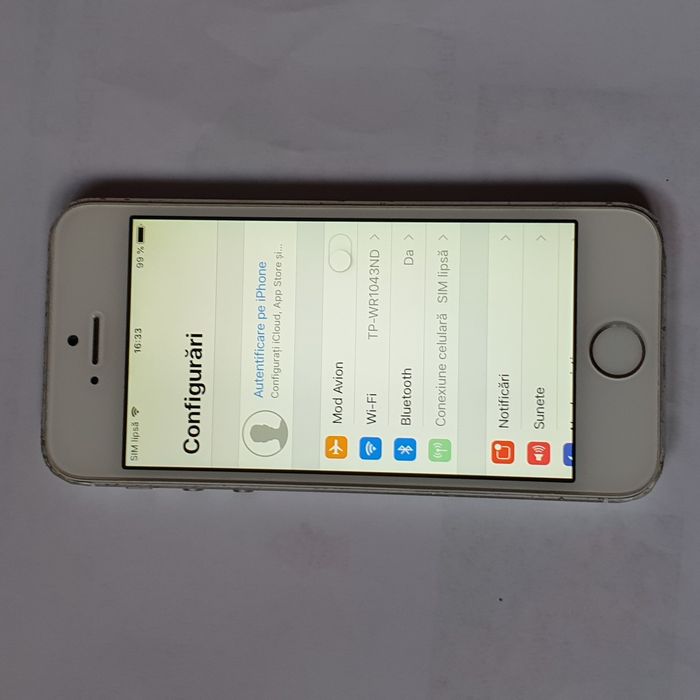 Iphone 5s perfect functional fara cont icloud si liber de retea.