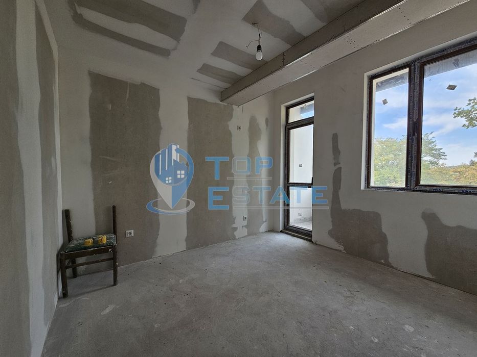 Продава се Двустаен апартамент в Велико Търново, Бузлуджа - 71 кв.м за 1113 €/кв.м - Снимка #3