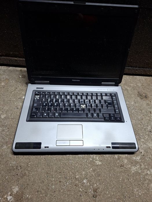 Лаптопи  за части