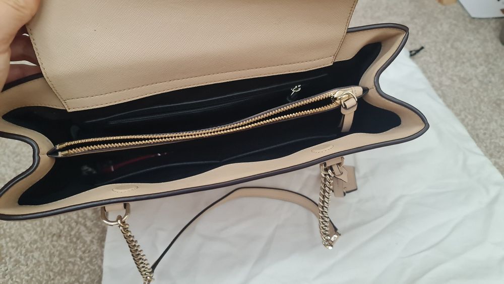 Оригинална естествена кожа DKNY