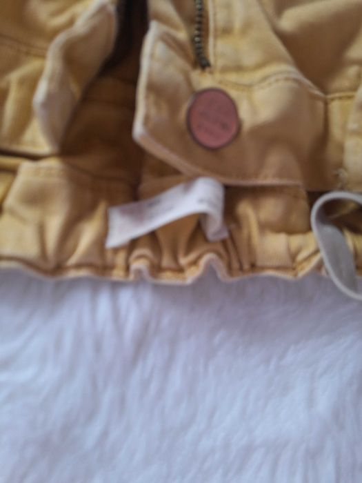 Сет от два чифта дънки за момиче в идеално състояние