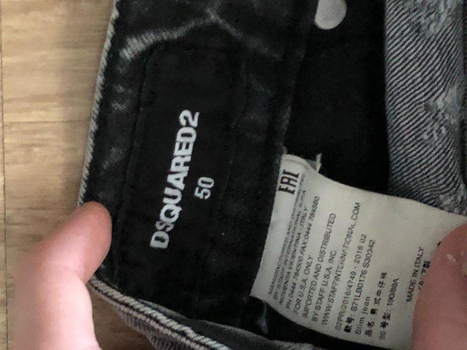 джинсы dsquared2 , орига прям с сайта