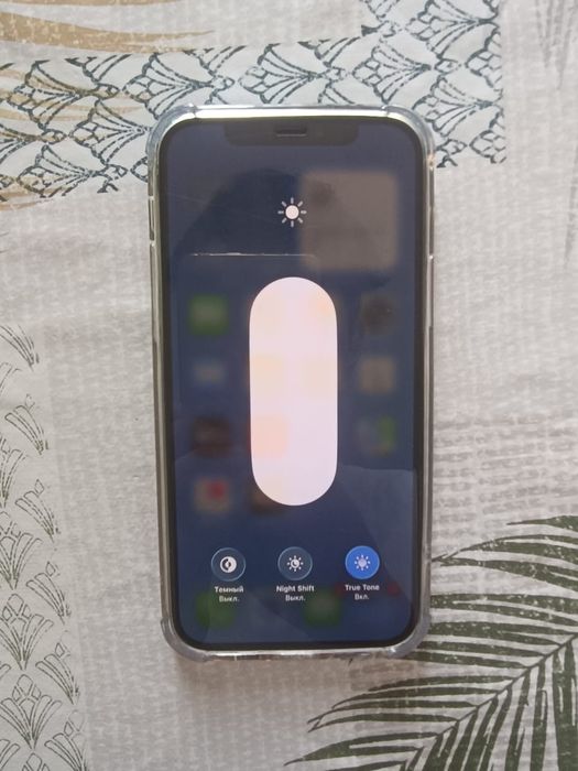 Айфон 12 с коробкой