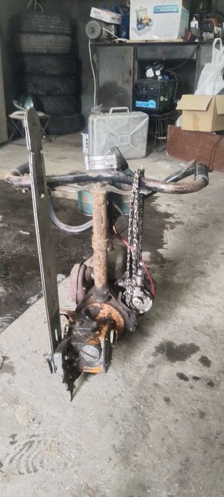 Продам бензопилу