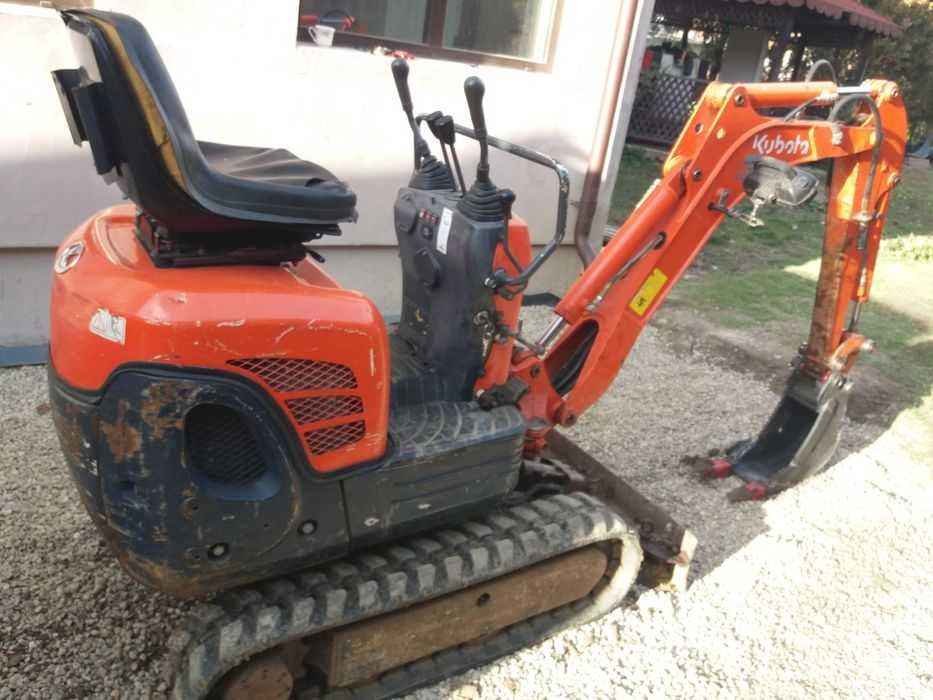 Lucrari cu miniexcavator si incarcator frontal