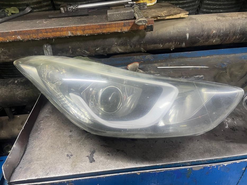 Би леды на элантра 2014