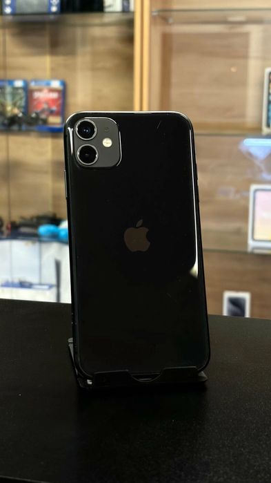 iPhone 11 (128 GB): Отличное состояние