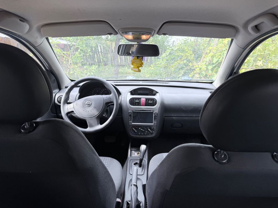 Vand Opel Corsa 1.4 benzina 16V
