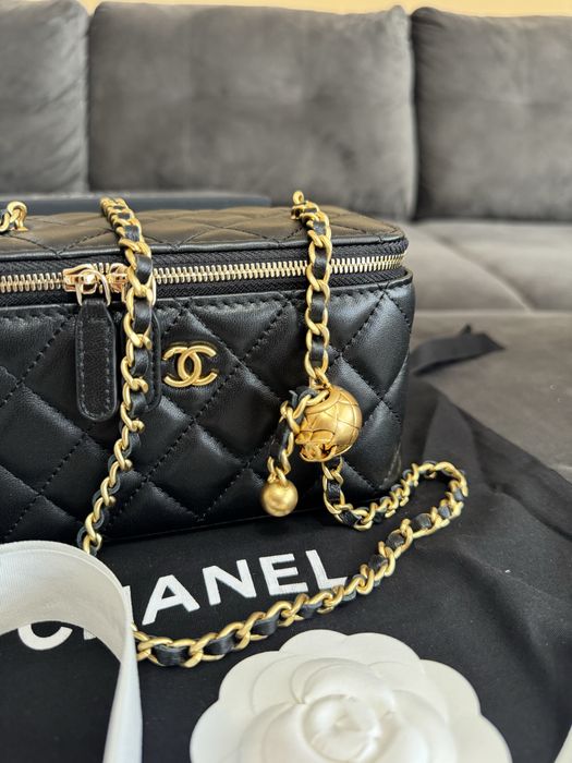 Poseta Chanel Vanity 17cm - full box/premium/alb/negru