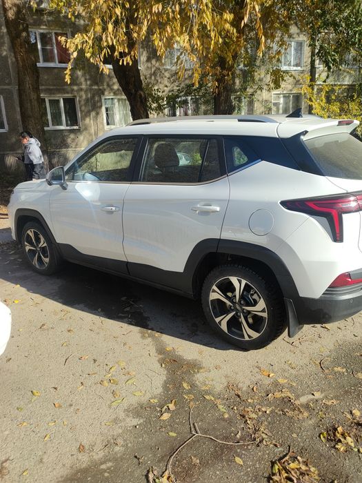 Продам автомобиль JAC JS4