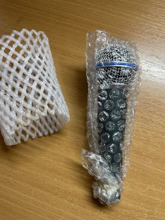 Продам микрофон.