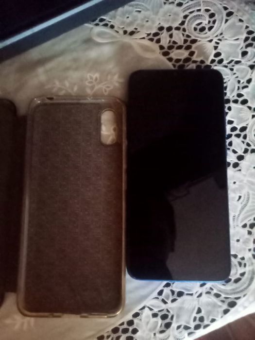 Продам Redmi A9 с харошом состояни