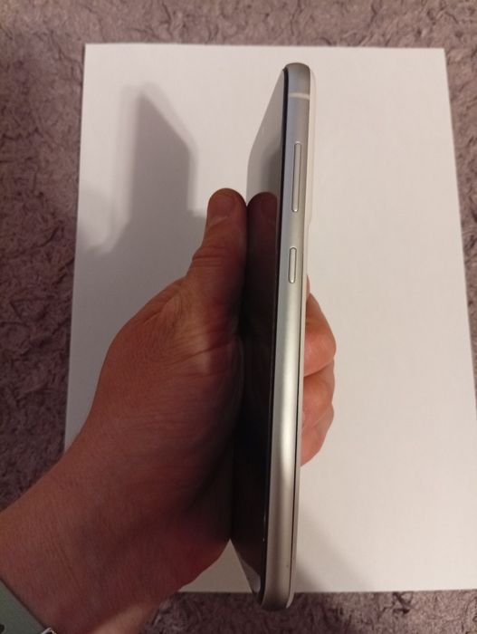 Samsung S21FE defect
