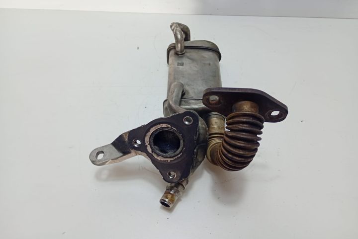 Racitor gaze 1.5 dci 147357324R Renault Captur  seria