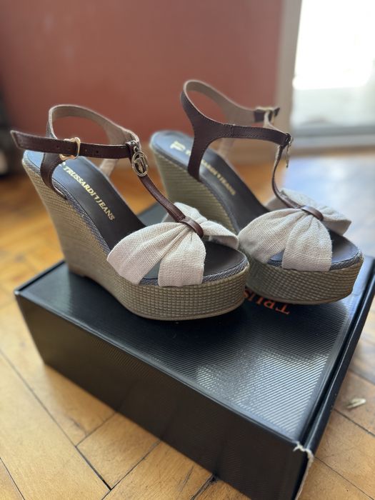 Сандали на платформа Trussardi Jeans