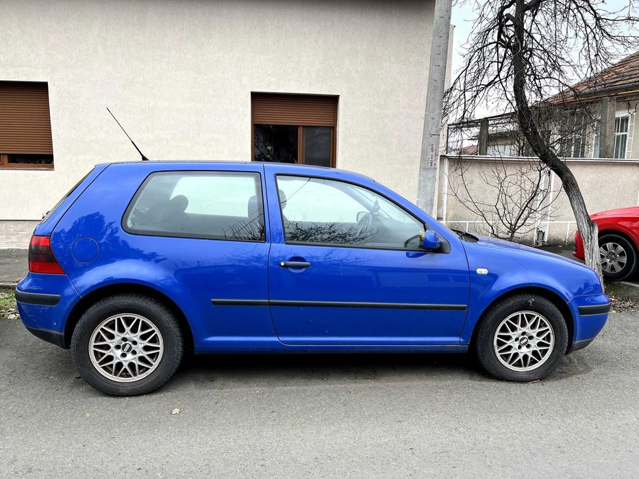 VW GOLF 4 Coupe 1.6 benzina 2002