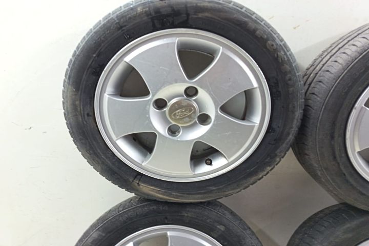 Set jante aliaj cu anvelope 165/65 R14 79T vară Continental 5.50Jx14