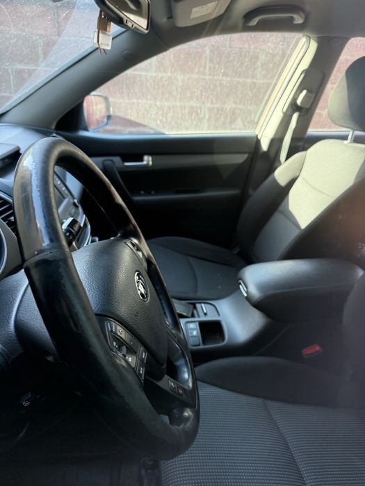 продам Kia Sorento 2014 года