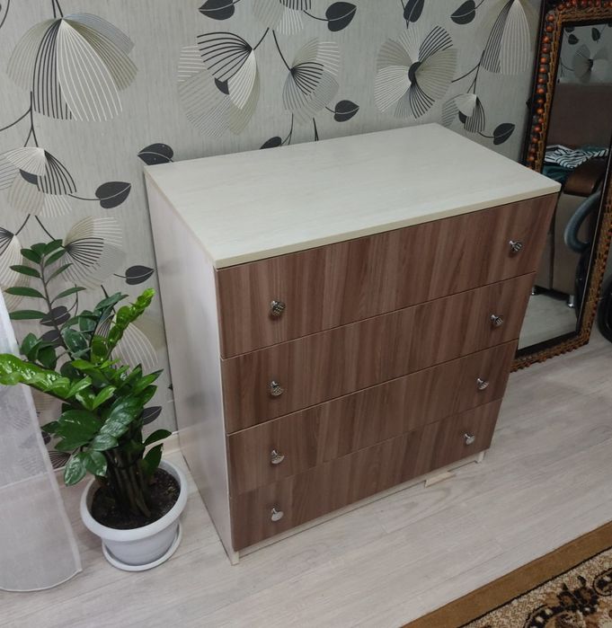 Комод  в  спальню