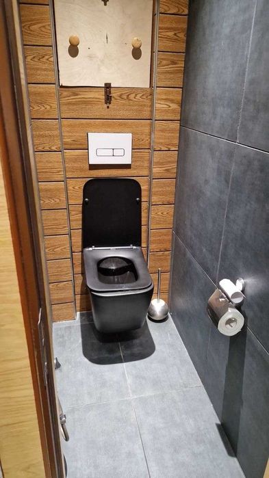 Продается в упаковке бочок на стену от унитаза фирмы Сантино