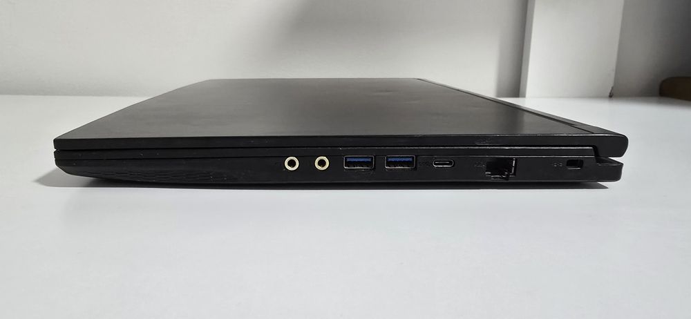 Laptop MSI GF63 Thin 10SCSR