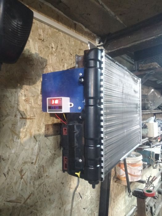 Продам два гаража  соединеные