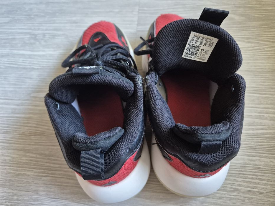 Баскетболни маратонки adidas TRAE UNLIMITED 2 J