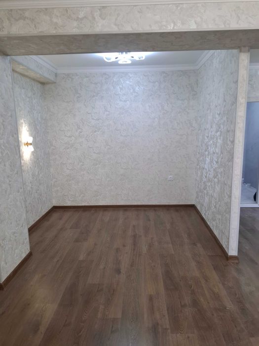 Продам квартиру в Яшнабаде. Новостройка на Дубровом.