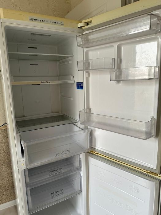 Холодильник Самсунг