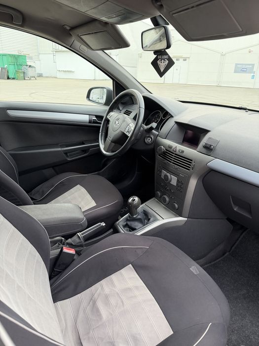 Opel Astra H 1.7 CDTI