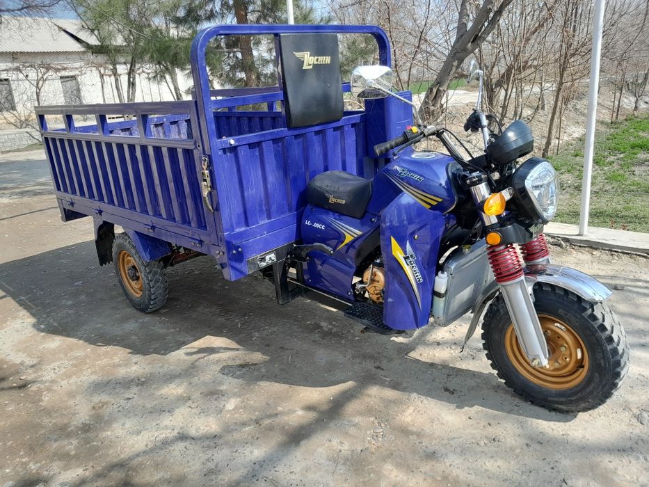 Lochin mototsikil kelishilgan narxda sotiladi
