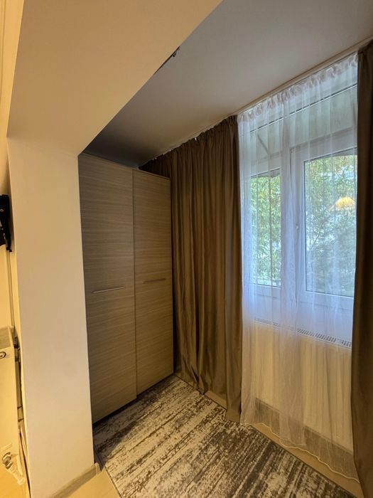 Închiriez apartament 2 camere  Craiovita Noua