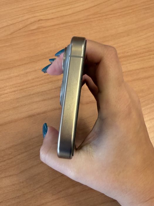 Iphone 15 Pro - impecabil