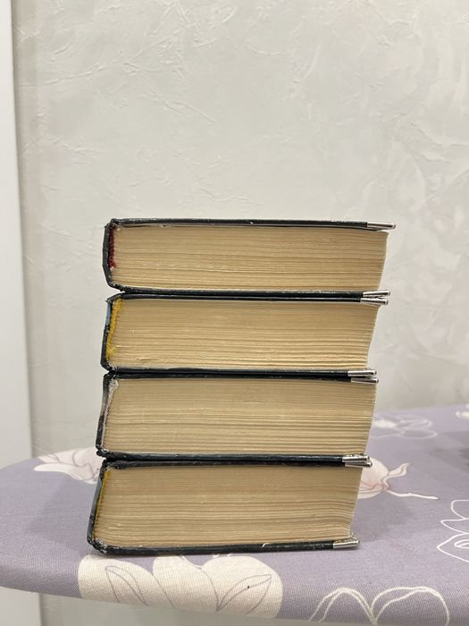 Продаются книги Сумерки