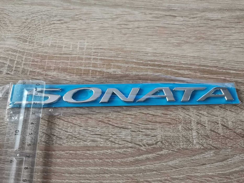 сребрист надпис Хюндай Соната Hyundai Sonata