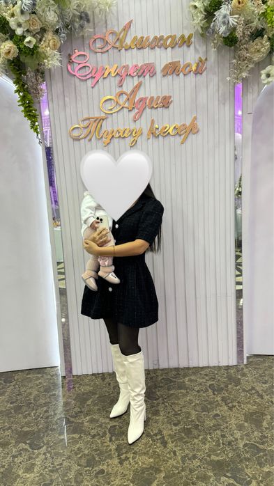 Продам белые сапожки