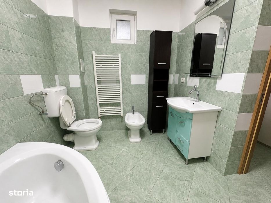 sat MARGINENI, Casa P+1, din 2011 cu 5 camere, 550mp teren,