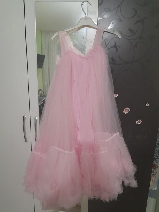 Көйлектер сатылады