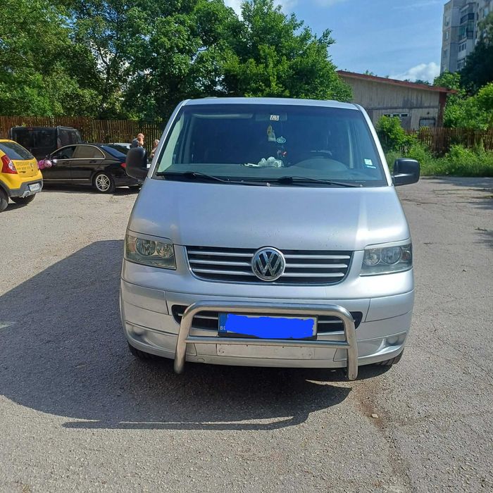 Продавам Vw T5 2.5