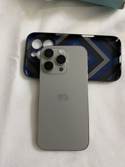 Айфон 16про титан