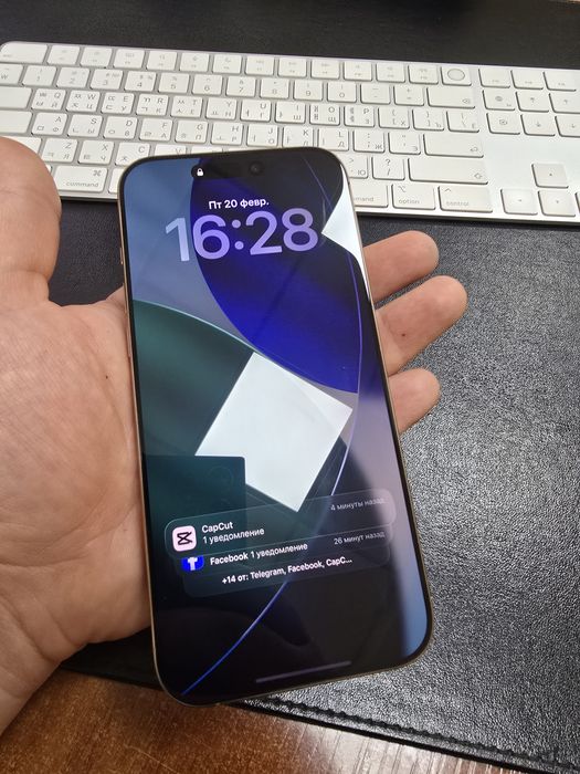Продаю iphone 16 pro max 25y gb