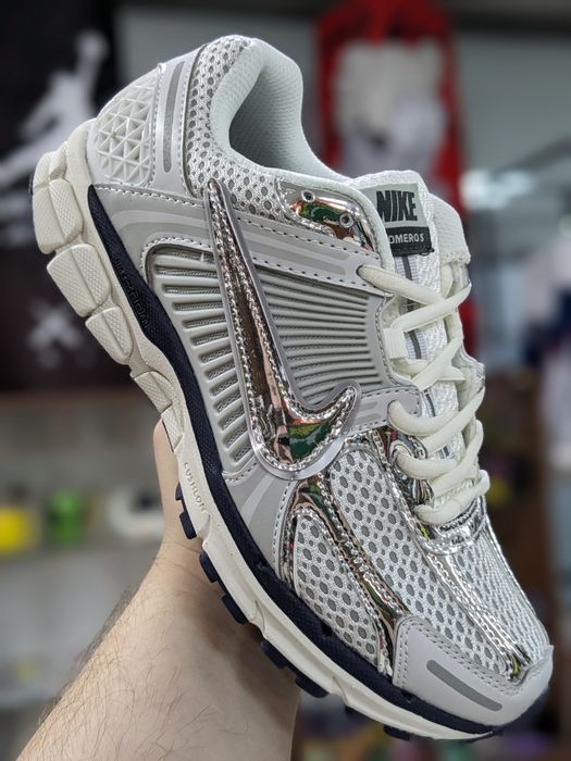 Кроссовки Nike Zoom Vomero 5