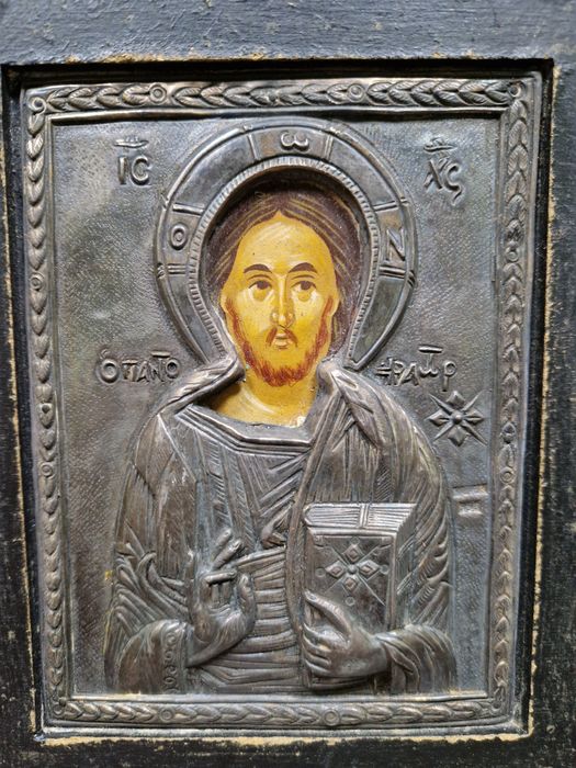 Чудесна антикварна сребърна икона със сертификат